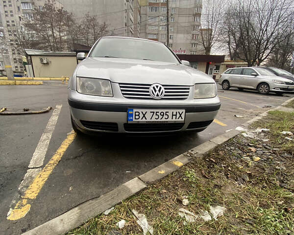 Сірий Фольксваген Бора, об'ємом двигуна 1.6 л та пробігом 303 тис. км за 2699 $, фото 2 на Automoto.ua