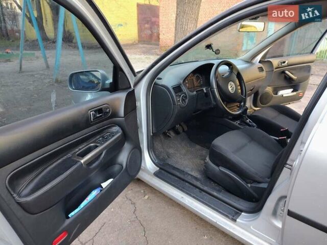 Серый Фольксваген Бора, объемом двигателя 1.6 л и пробегом 250 тыс. км за 3599 $, фото 8 на Automoto.ua