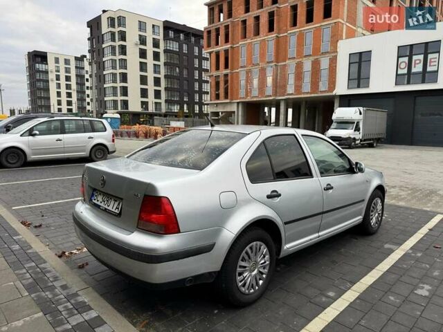 Сірий Фольксваген Бора, об'ємом двигуна 1.6 л та пробігом 278 тис. км за 3400 $, фото 4 на Automoto.ua