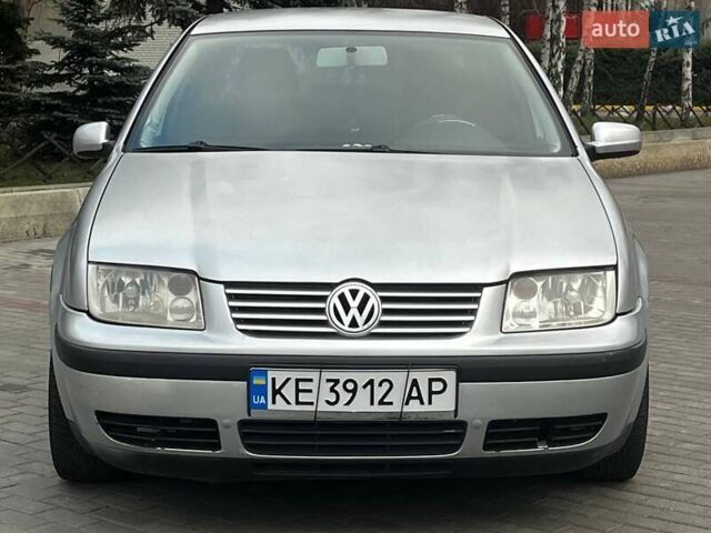 Серый Фольксваген Бора, объемом двигателя 1.6 л и пробегом 236 тыс. км за 5500 $, фото 6 на Automoto.ua