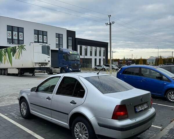 Сірий Фольксваген Бора, об'ємом двигуна 1.6 л та пробігом 278 тис. км за 3400 $, фото 3 на Automoto.ua