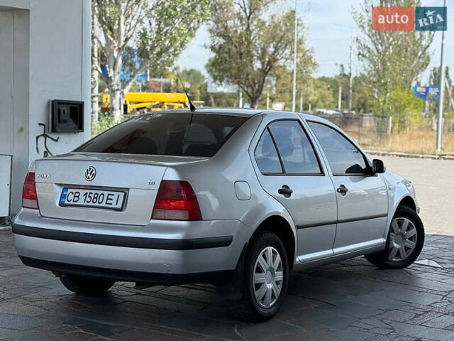 Сірий Фольксваген Бора, об'ємом двигуна 1.6 л та пробігом 261 тис. км за 4600 $, фото 1 на Automoto.ua