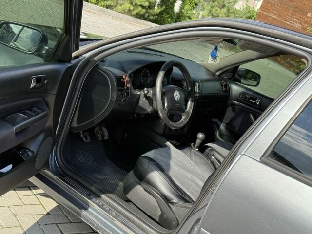 Фольксваген Бора 2003 у Золочів на Automoto.ua Сірий Фольксваген Бора, об'ємом двигуна 2 л та пробігом 302 тис. км за 3900 $, фото 4 на Automoto.ua