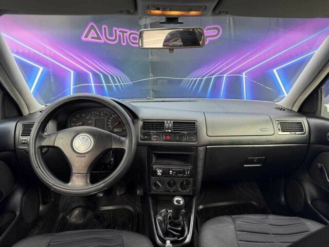 Сірий Фольксваген Бора, об'ємом двигуна 1.6 л та пробігом 209 тис. км за 3299 $, фото 8 на Automoto.ua