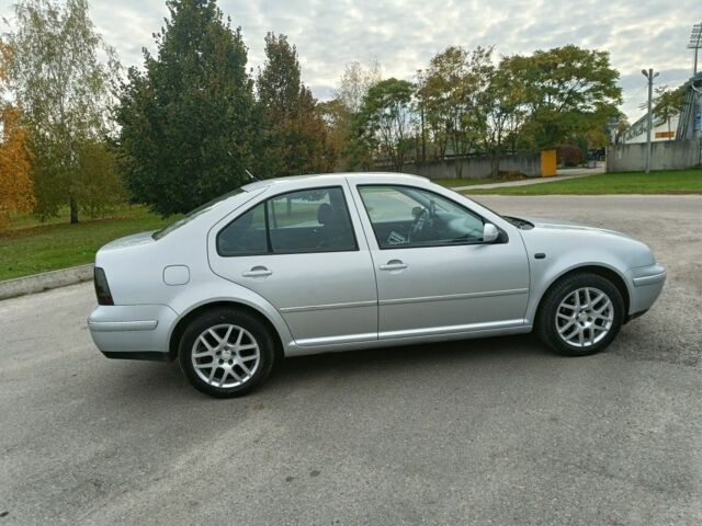 Фольксваген Бора 2003 в Александрие на Automoto.ua Серый Фольксваген Бора, объемом двигателя 1.6 л и пробегом 192 тыс. км за 4800 $, фото 6 на Automoto.ua