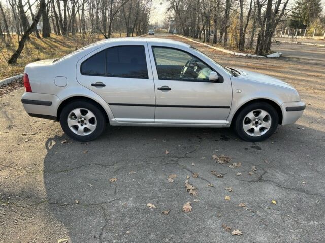 Сірий Фольксваген Бора, об'ємом двигуна 1.9 л та пробігом 457 тис. км за 1950 $, фото 4 на Automoto.ua