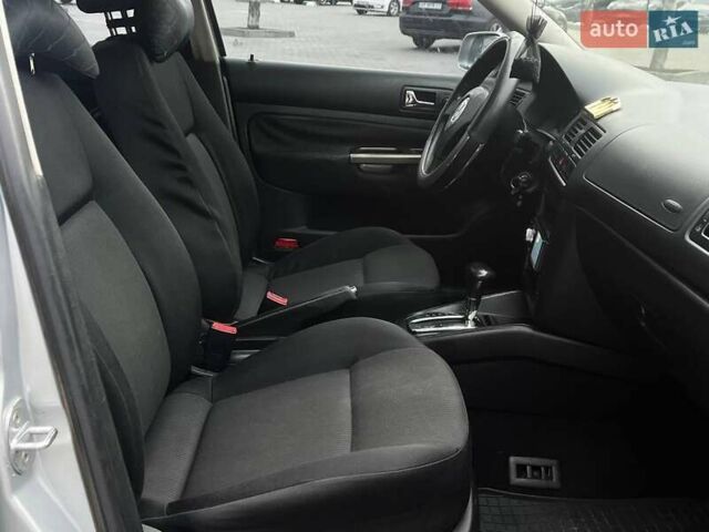 Серый Фольксваген Бора, объемом двигателя 1.6 л и пробегом 236 тыс. км за 5500 $, фото 13 на Automoto.ua