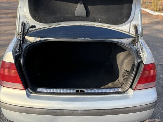 Сірий Фольксваген Бора, об'ємом двигуна 1.9 л та пробігом 457 тис. км за 1950 $, фото 8 на Automoto.ua