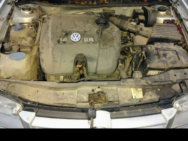 Сірий Фольксваген Бора, об'ємом двигуна 1.6 л та пробігом 250 тис. км за 3500 $, фото 1 на Automoto.ua