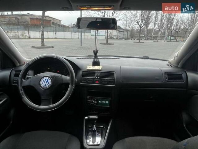 Серый Фольксваген Бора, объемом двигателя 1.6 л и пробегом 236 тыс. км за 5500 $, фото 15 на Automoto.ua