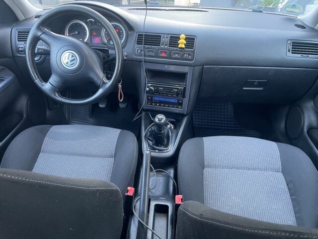 Сірий Фольксваген Бора, об'ємом двигуна 1.6 л та пробігом 243 тис. км за 3700 $, фото 6 на Automoto.ua