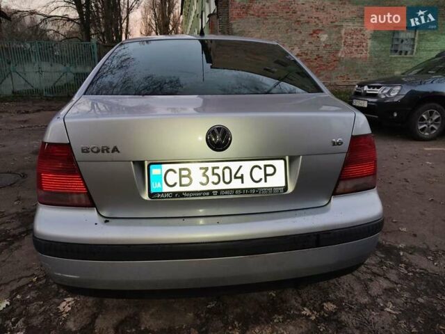 Серый Фольксваген Бора, объемом двигателя 1.6 л и пробегом 250 тыс. км за 3599 $, фото 2 на Automoto.ua