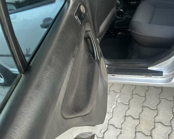 Сірий Фольксваген Бора, об'ємом двигуна 1.6 л та пробігом 275 тис. км за 2999 $, фото 42 на Automoto.ua