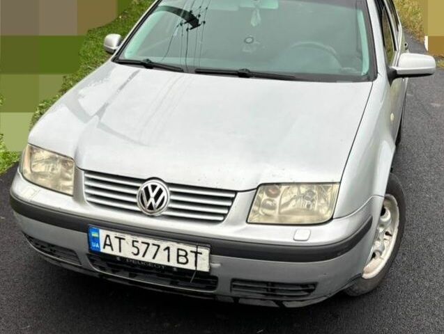 Сірий Фольксваген Бора, об'ємом двигуна 1.6 л та пробігом 320 тис. км за 3603 $, фото 3 на Automoto.ua