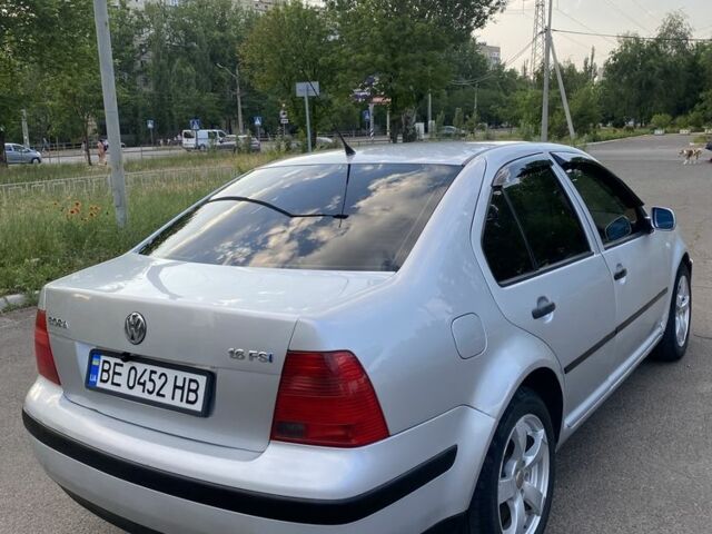Фольксваген Бора 2004 в Николаеве на Automoto.ua Серый Фольксваген Бора, объемом двигателя 1.6 л и пробегом 268 тыс. км за 4300 $, фото 1 на Automoto.ua