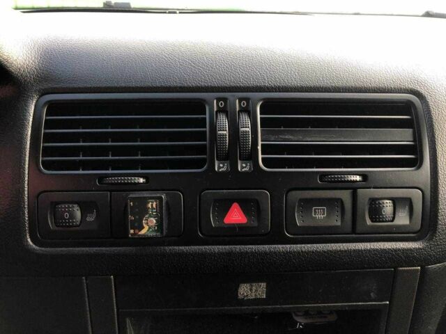 Серый Фольксваген Бора, объемом двигателя 0 л и пробегом 242 тыс. км за 4190 $, фото 19 на Automoto.ua