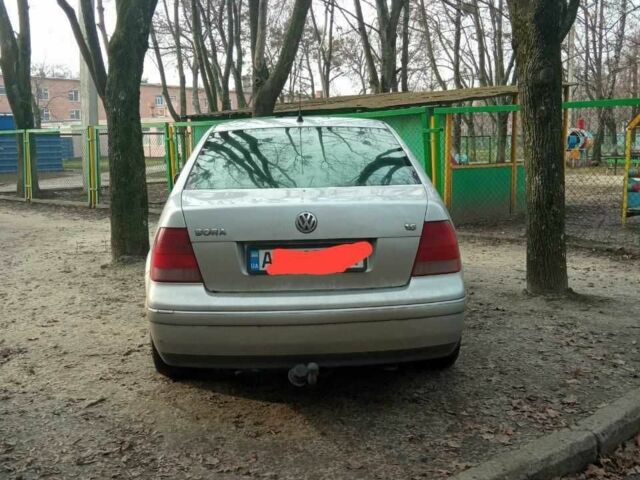 Серый Фольксваген Бора, объемом двигателя 1.6 л и пробегом 500 тыс. км за 3600 $, фото 1 на Automoto.ua