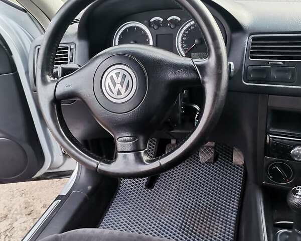 Серый Фольксваген Бора, объемом двигателя 1.98 л и пробегом 215 тыс. км за 3850 $, фото 18 на Automoto.ua