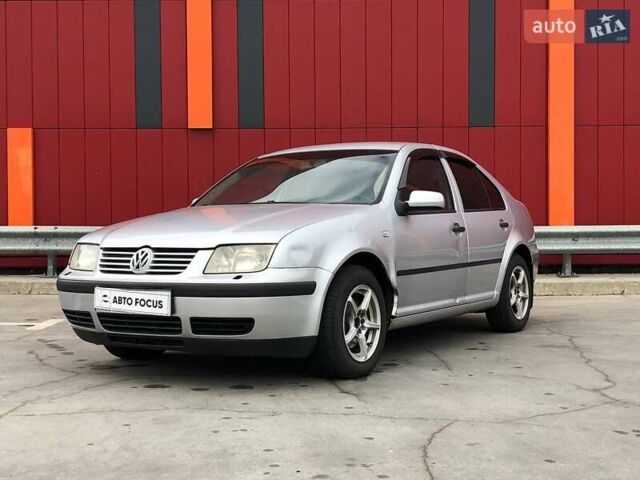 Серый Фольксваген Бора, объемом двигателя 1.6 л и пробегом 242 тыс. км за 4190 $, фото 3 на Automoto.ua