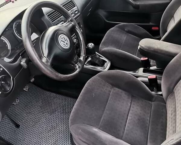 Серый Фольксваген Бора, объемом двигателя 1.98 л и пробегом 215 тыс. км за 3850 $, фото 31 на Automoto.ua