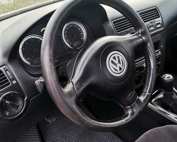 Серый Фольксваген Бора, объемом двигателя 1.98 л и пробегом 215 тыс. км за 3850 $, фото 32 на Automoto.ua