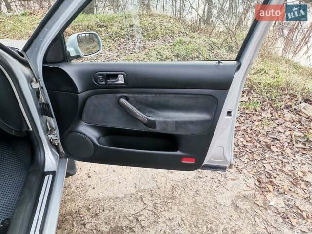 Серый Фольксваген Бора, объемом двигателя 1.98 л и пробегом 215 тыс. км за 3850 $, фото 23 на Automoto.ua