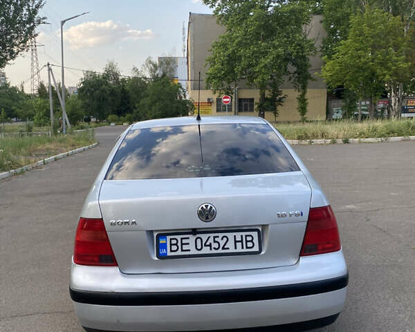 Сірий Фольксваген Бора, об'ємом двигуна 1.6 л та пробігом 268 тис. км за 4700 $, фото 5 на Automoto.ua