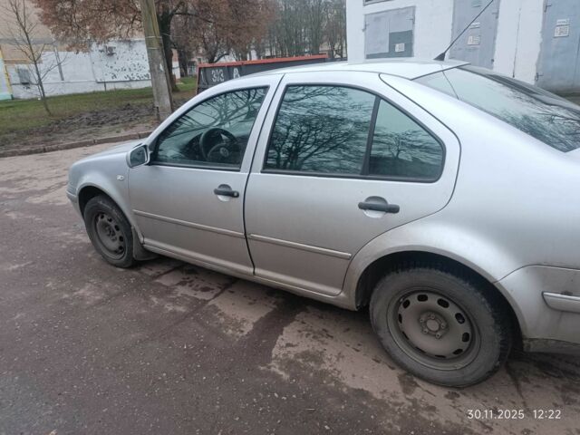 Серый Фольксваген Бора, объемом двигателя 1.6 л и пробегом 500 тыс. км за 3600 $, фото 2 на Automoto.ua