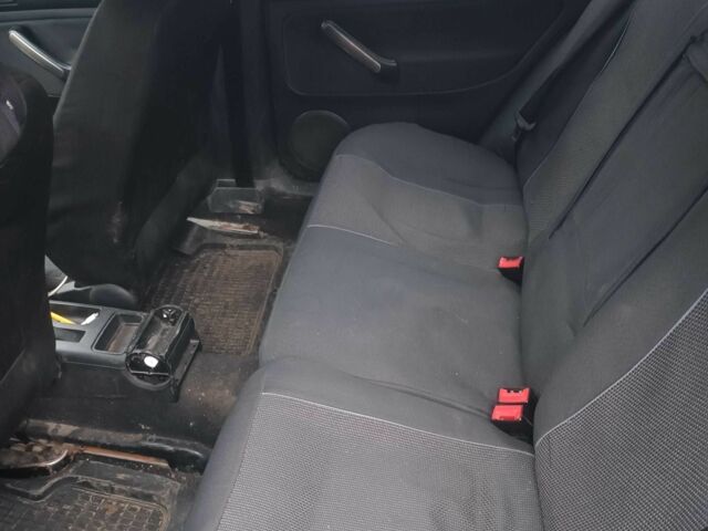 Серый Фольксваген Бора, объемом двигателя 1.6 л и пробегом 500 тыс. км за 3600 $, фото 6 на Automoto.ua