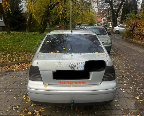 Сірий Фольксваген Бора, об'ємом двигуна 1.6 л та пробігом 340 тис. км за 1700 $, фото 1 на Automoto.ua