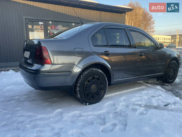 Сірий Фольксваген Бора, об'ємом двигуна 1.6 л та пробігом 315 тис. км за 4300 $, фото 10 на Automoto.ua