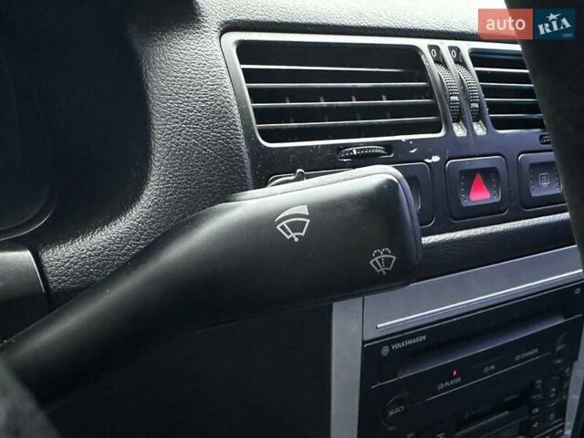 Сірий Фольксваген Бора, об'ємом двигуна 1.6 л та пробігом 295 тис. км за 3590 $, фото 20 на Automoto.ua