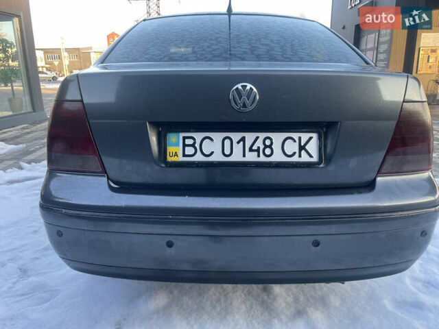 Сірий Фольксваген Бора, об'ємом двигуна 1.6 л та пробігом 315 тис. км за 4300 $, фото 12 на Automoto.ua