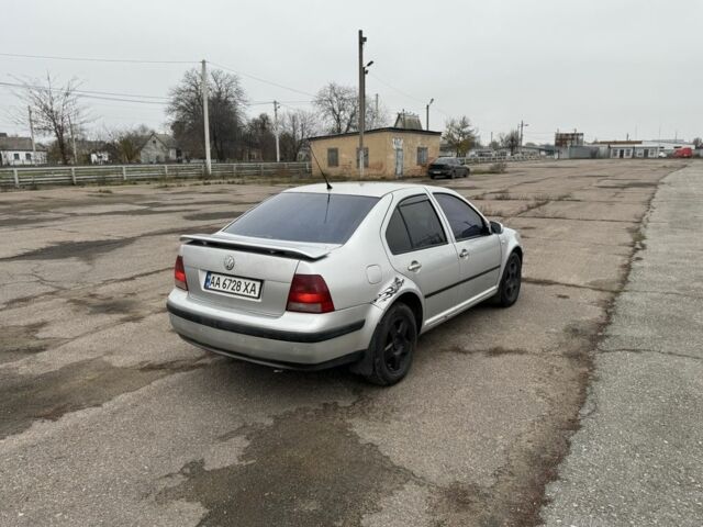 Серый Фольксваген Бора, объемом двигателя 2 л и пробегом 300 тыс. км за 2999 $, фото 3 на Automoto.ua