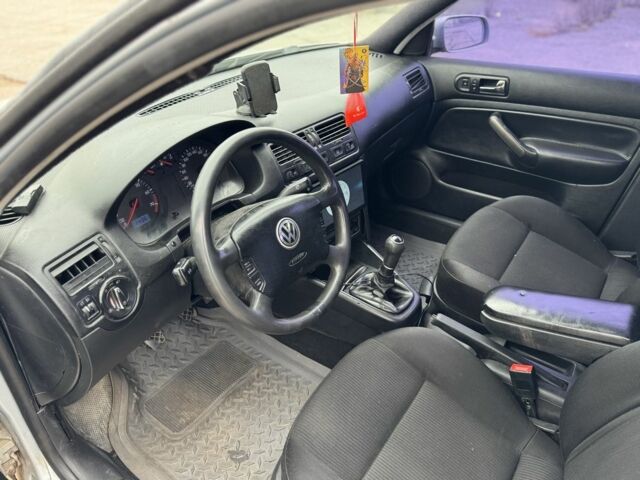 Серый Фольксваген Бора, объемом двигателя 2 л и пробегом 300 тыс. км за 2999 $, фото 7 на Automoto.ua