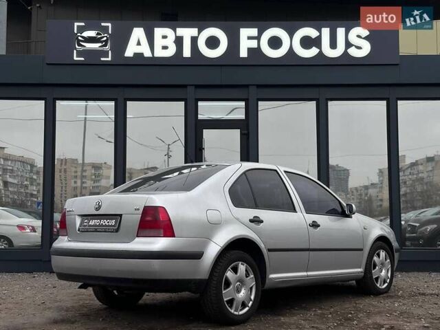Сірий Фольксваген Бора, об'ємом двигуна 1.6 л та пробігом 295 тис. км за 3590 $, фото 7 на Automoto.ua