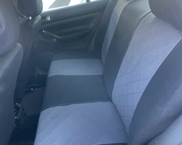 Сірий Фольксваген Бора, об'ємом двигуна 1.6 л та пробігом 315 тис. км за 4300 $, фото 15 на Automoto.ua