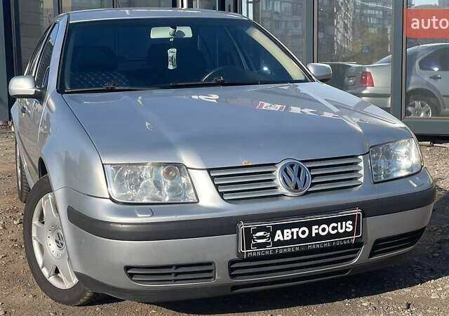 Серый Фольксваген Бора, объемом двигателя 1.6 л и пробегом 295 тыс. км за 4490 $, фото 6 на Automoto.ua