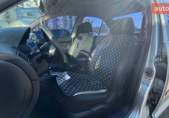 Серый Фольксваген Бора, объемом двигателя 1.6 л и пробегом 295 тыс. км за 4490 $, фото 8 на Automoto.ua