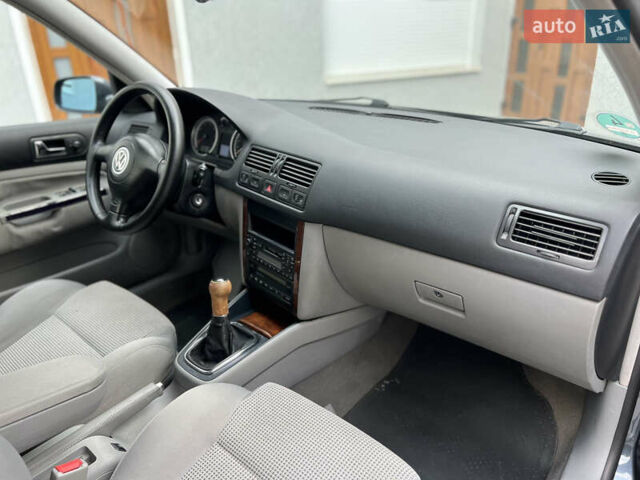 Серый Фольксваген Бора, объемом двигателя 1.78 л и пробегом 280 тыс. км за 4250 $, фото 54 на Automoto.ua