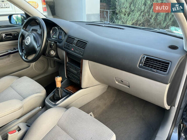 Серый Фольксваген Бора, объемом двигателя 1.78 л и пробегом 280 тыс. км за 4250 $, фото 7 на Automoto.ua