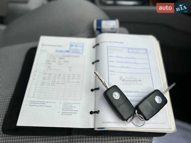 Серый Фольксваген Бора, объемом двигателя 1.78 л и пробегом 280 тыс. км за 4250 $, фото 55 на Automoto.ua