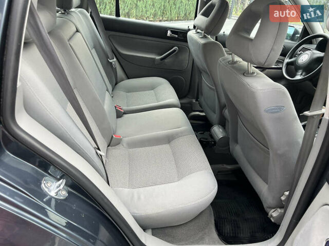 Серый Фольксваген Бора, объемом двигателя 1.78 л и пробегом 280 тыс. км за 4250 $, фото 26 на Automoto.ua