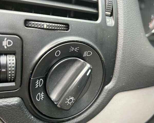 Серый Фольксваген Бора, объемом двигателя 1.78 л и пробегом 280 тыс. км за 4250 $, фото 61 на Automoto.ua