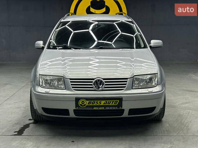 Серый Фольксваген Бора, объемом двигателя 1.6 л и пробегом 279 тыс. км за 5000 $, фото 1 на Automoto.ua