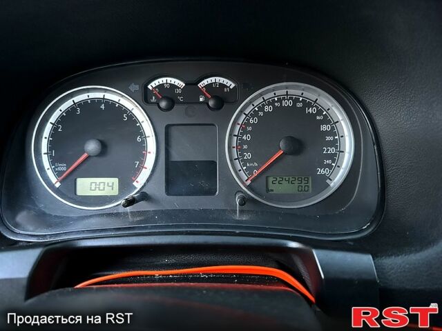 Серый Фольксваген Бора, объемом двигателя 2 л и пробегом 224 тыс. км за 2550 $, фото 12 на Automoto.ua