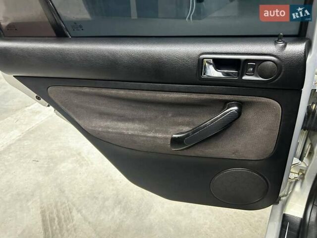 Серый Фольксваген Бора, объемом двигателя 1.6 л и пробегом 279 тыс. км за 5000 $, фото 16 на Automoto.ua