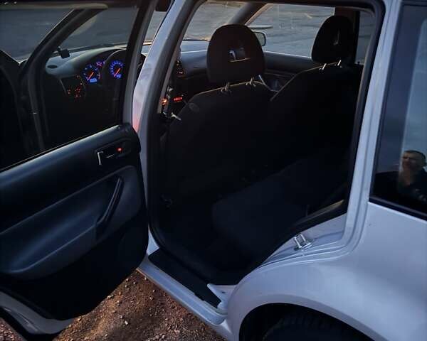 Серый Фольксваген Бора, объемом двигателя 1.9 л и пробегом 466 тыс. км за 4200 $, фото 3 на Automoto.ua