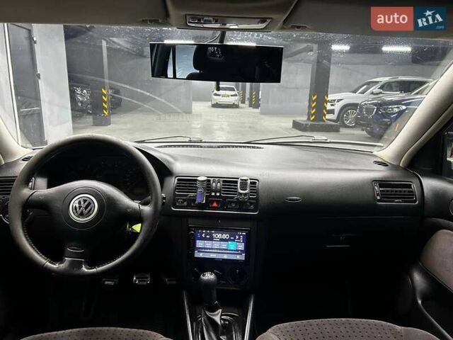 Серый Фольксваген Бора, объемом двигателя 1.6 л и пробегом 279 тыс. км за 5000 $, фото 6 на Automoto.ua