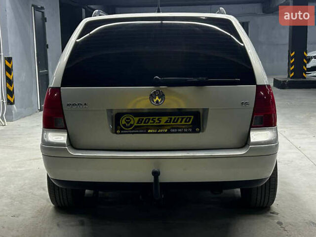 Серый Фольксваген Бора, объемом двигателя 1.6 л и пробегом 279 тыс. км за 5000 $, фото 5 на Automoto.ua